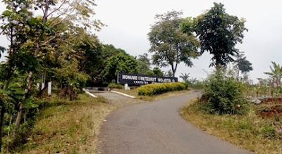 monumen meteorit wonotirto temanggung