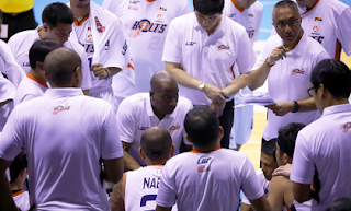 Meralco Bolts Huddle