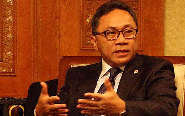 Ketua MPR Heran: "Bayangkan Masa Cangkul pun Diimpor dari Cina.?"