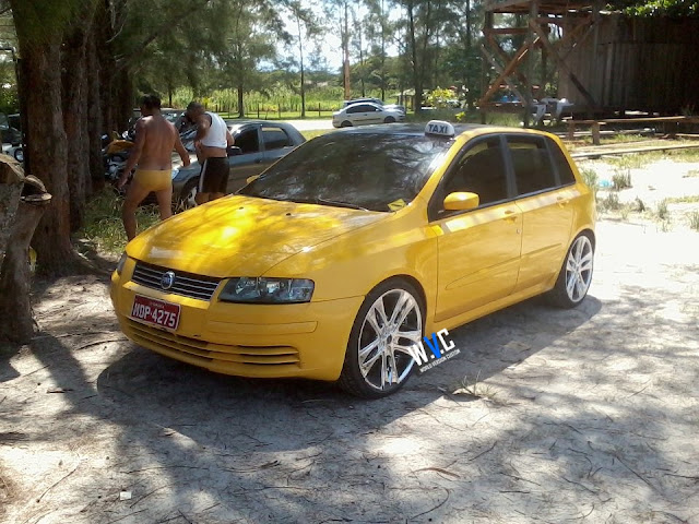 Stilo com rodas aro 20" e Molas Esportivas