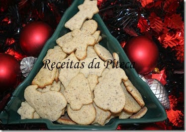 Bolachas de Natal de avelã-perto