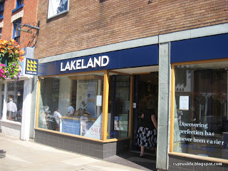 Lakeland store front in Stratford-upon-Avon