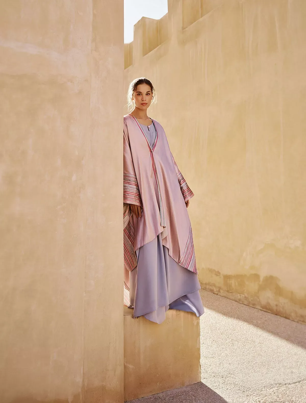 Giorgio Armani launches a collection for the month of Ramadan 2023 that embodies sophistication and elegance Giorgio Armani launched a collection of clothes and accessories for Ramadan 2023, and this collection remarkably embodies the Armani spirit in a way that suits the occasion, and focuses on comfortable and elegant pieces that are fully consistent with traditional values.