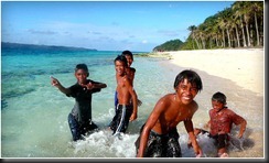 beach kids