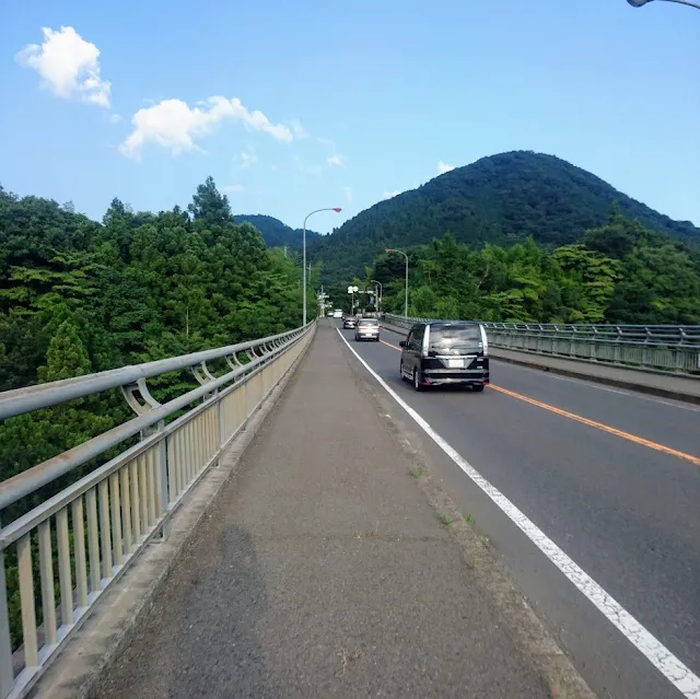 道志みち　西沢大橋