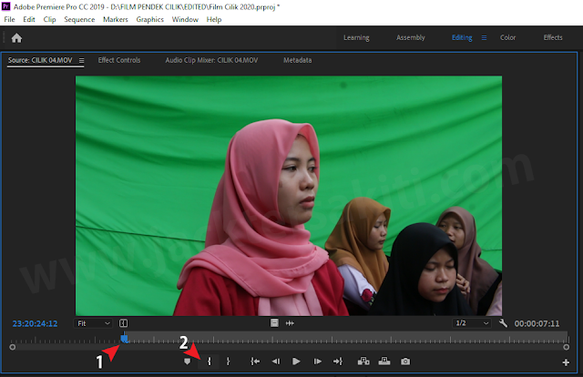 Memilih Clip di Panel Source Sebelum ke Timeline