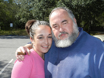 Aramis Gonzalez Gonzalez Con Mi Hija Darlene Gonzalez Abreu, Enero 28, 2012