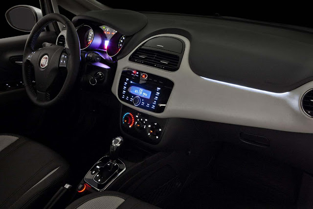 Novo Punto 2013 - interior