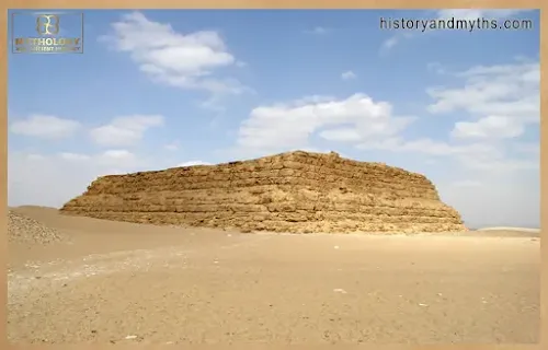 Mastabat-al-Fir’aun-Egypte-where-king-Shepseskaf-was-buried