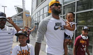 LeBron Confirms He's Staying In Cleveland 