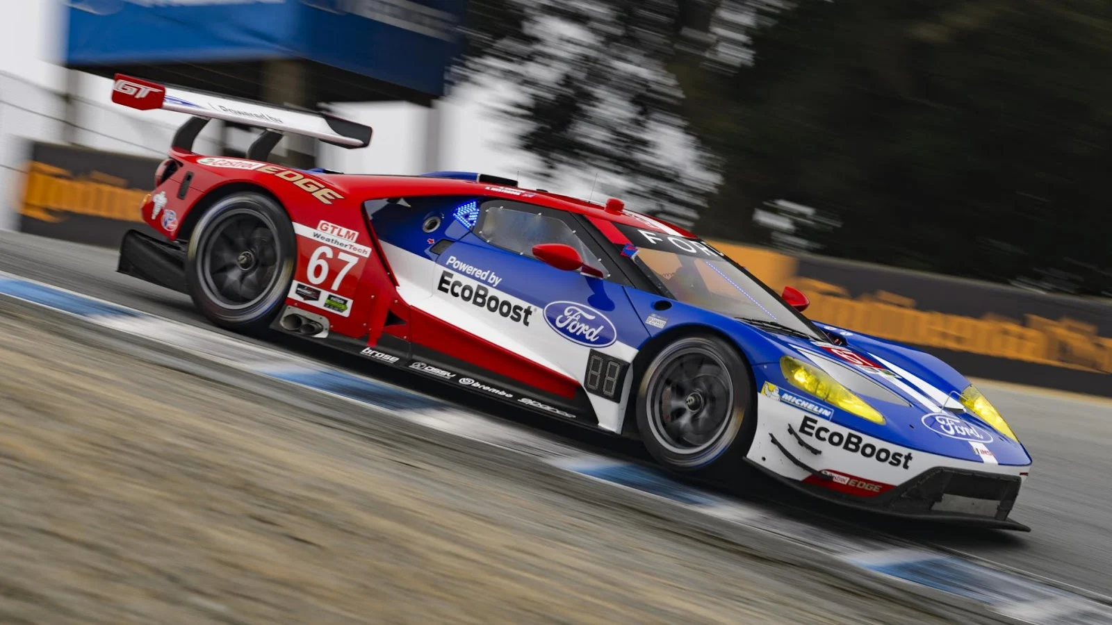 Siêu xe Ford GT có chiến thắng đầu tiên tại Laguna Seca