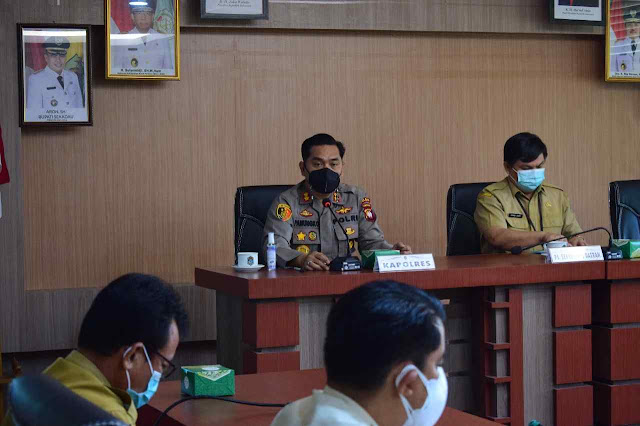 Rapat Evaluasi Satgas Covid-19 Kabupaten Sekadau, Simak Apa Saja Pembahasannya