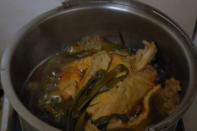 青蔥燉全雞