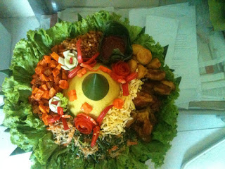 Pesan nasi tumpeng di jakarta pusat 08118888516