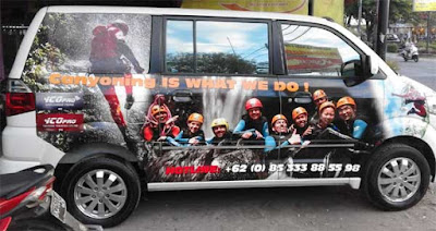 branding mobil iklan berjalan