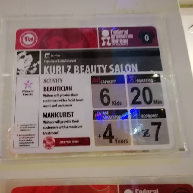 DHIA BERSOLEK DAN MANICURE DI KURLZ BEAUTY SALON KIDZANIA KUALA LUMPUR