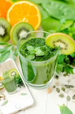 How To Lose Weight Naturally - parsley juice