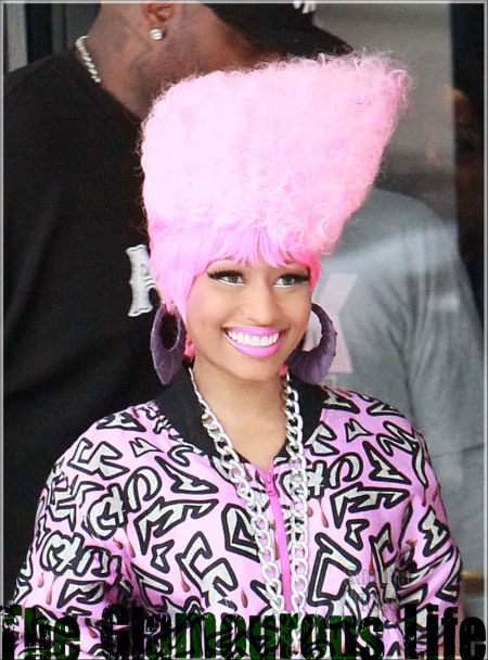 nicki minaj pink hair photoshoot. pictures nicki minaj pink