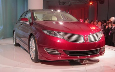 2013-Lincoln-MKZ