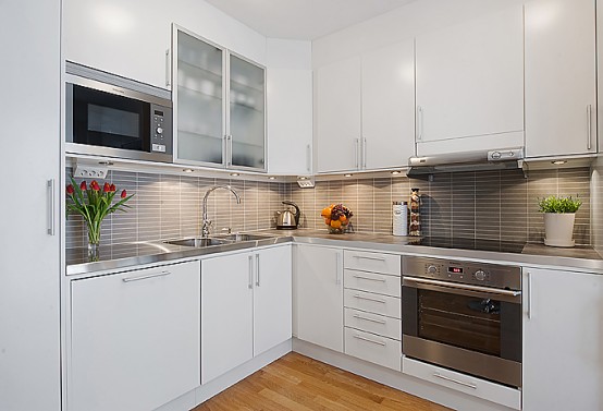 Modern White Kitchen Cabinets
