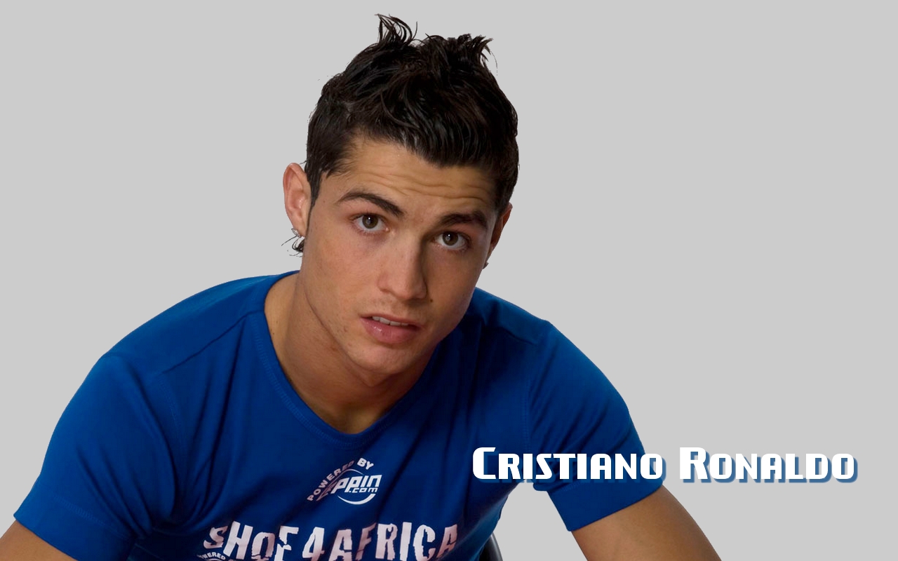 https://blogger.googleusercontent.com/img/b/R29vZ2xl/AVvXsEjGQpkxBiR6z3mTCDabpzxiIoINH6xBxUasG_8s-KdtoZnN9bzXdMjhVnp1RFXoetexrom6ftOimnPwFzfEjYkg1DQClMK8bTiaaca4u37rsK2RlhYe8XFELdcFfhxw4AtO9X3UzjFZqPE/s1600/Cristiano+Ronaldo+Wallpaper+03.jpg