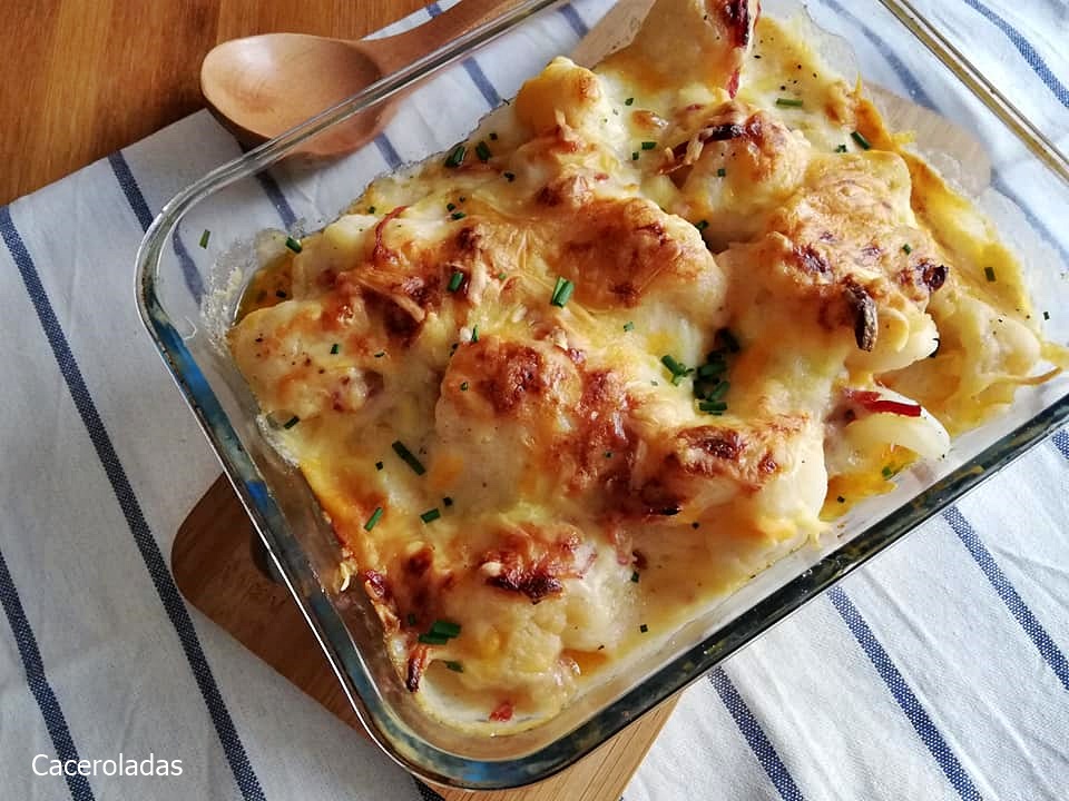 Coliflor gratinada al horno con jamón y bechamel ligera ...