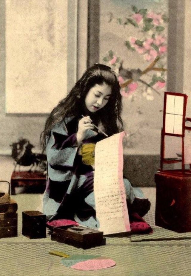 25 Impressive Vintage Portraits of Maiko and Geisha With 