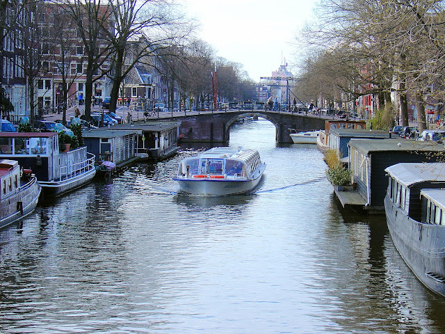 canal boat construction