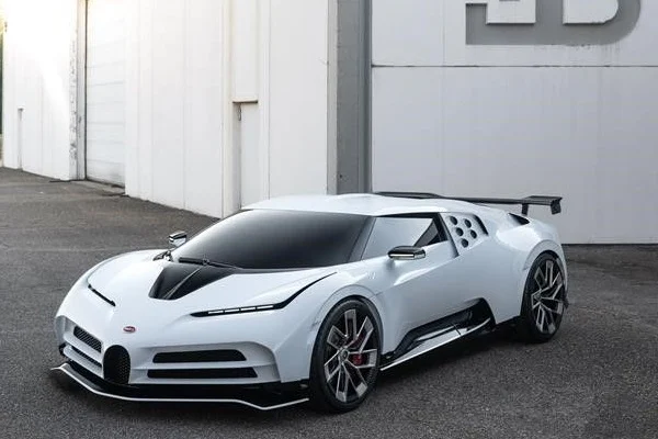 Bugatti Centodieci