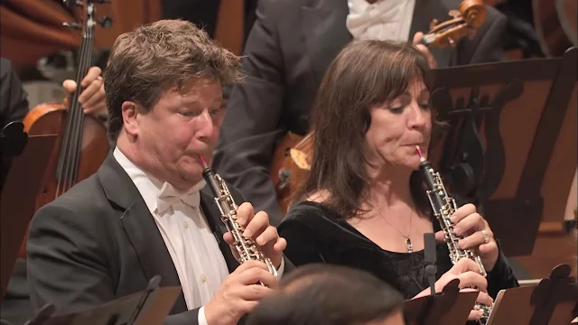 Mengenal Alat Musik dalam Orkestra versi Benjamin Britten - Blog Fisella - Oboe