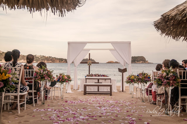 boda en playa, beach wedding, Oaxaca, México, Bodas Huatulco, Wedding Planner