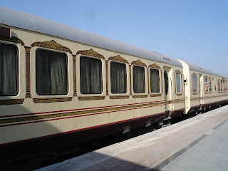 palace on wheels, luxury train