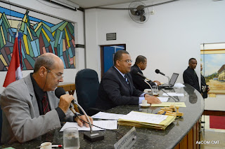 Vereador Ademir Enfermeiro (PMDB) apresentando proposição