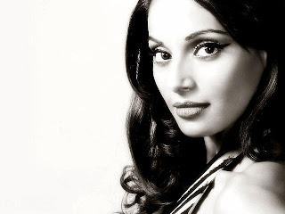 Bipasha Basu Hot Wallpapers, 