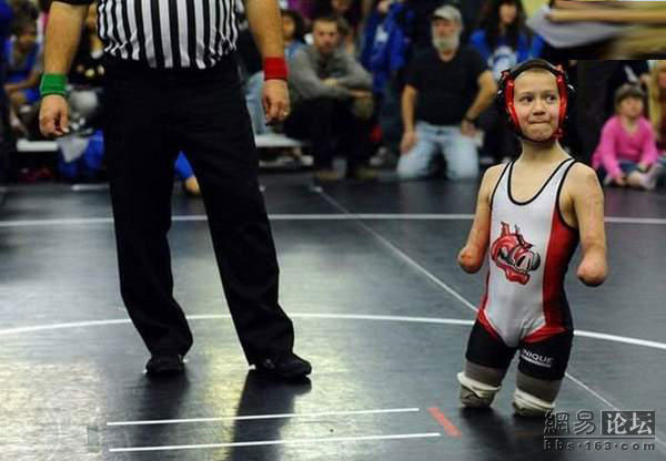 11 years old wrestler without arms and leg