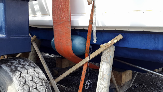 Photo of the marina's fender solution