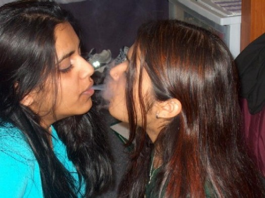 Lesbian Nature of Indian Girls Hot Photos