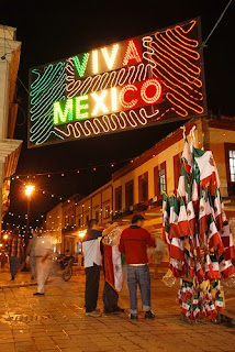 Festejos del Bicentenario y los Estados Unidos Mexicanos