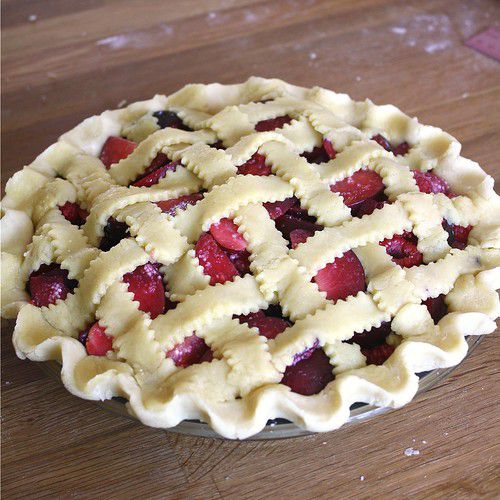 Plum Raspberry Pie 1