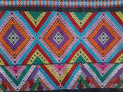 KAIN TENUN/SONGKET