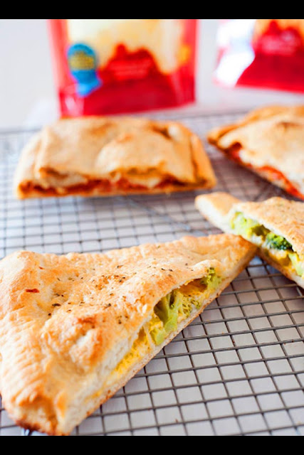 Homemade Easy Cheesy Pizza Pockets, Cheese Pizza Recipes