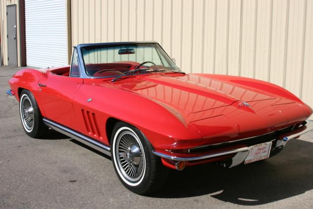 Vintage Chic 1965 Chevrolet Corvette Sting Ray