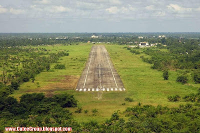 Dangerous RUNWAYS Around The World