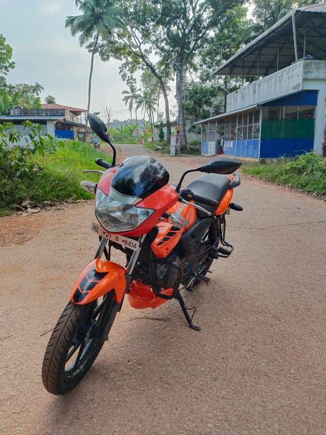 2010  TVS APACHE 160 മോഡൽ ബൈക്ക് വില്പനയ്ക് 