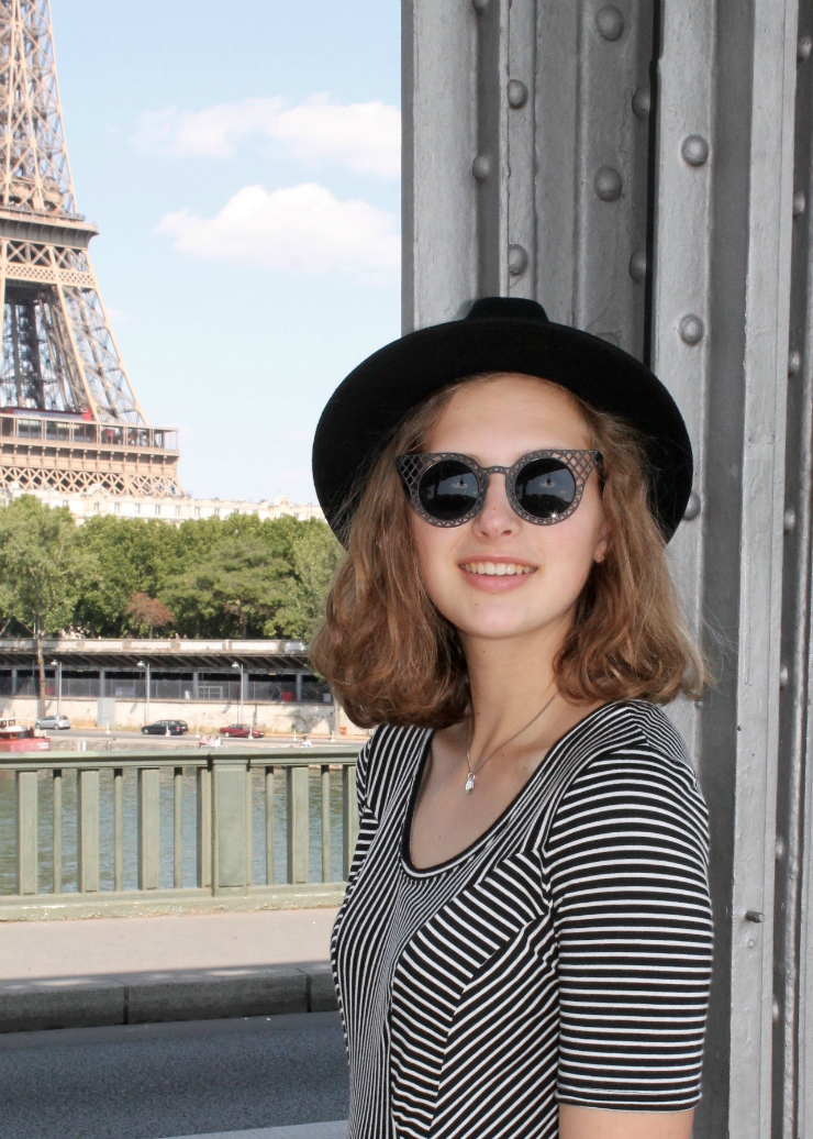 Bir-Hakeim Paris, France, fashion blogger