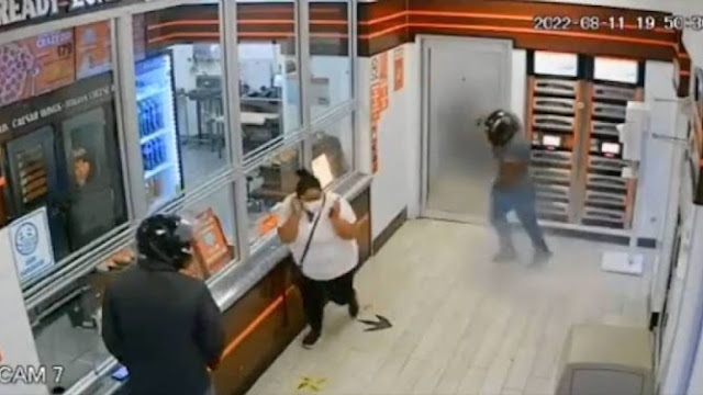 Video: Así fue el ataque contra personas que se encontraban comprando en una Pizzería de Little Caesars en Cd Juárez