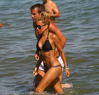 Sylvie Van Der Vaart bikini, Sylvie Van Der Vaart beach