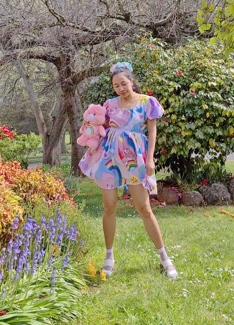 Care Bear Aesthetics – From Old Duvet into a Spring Puff Dress