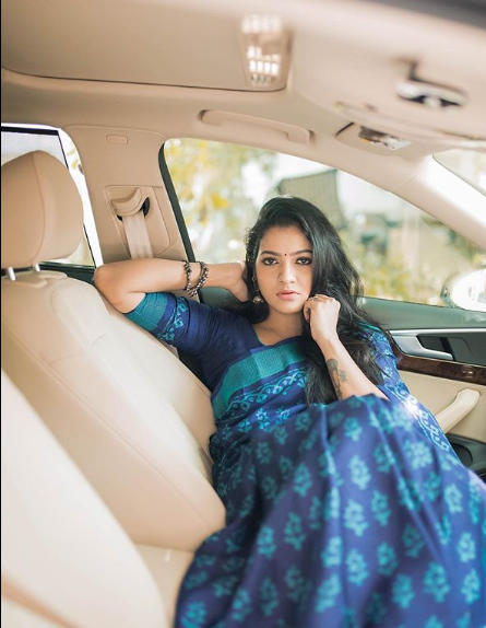 V. J. Chitra in Blue Fancy Saree