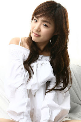 Lee Yeon Hee